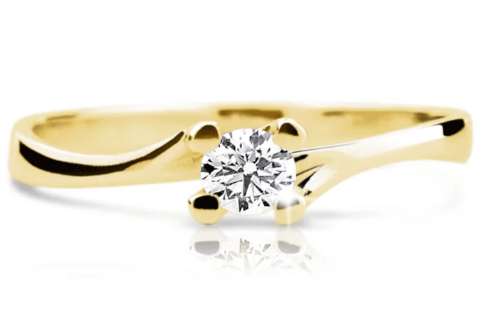 Z8snubní prstýnek s velkým kamínkem