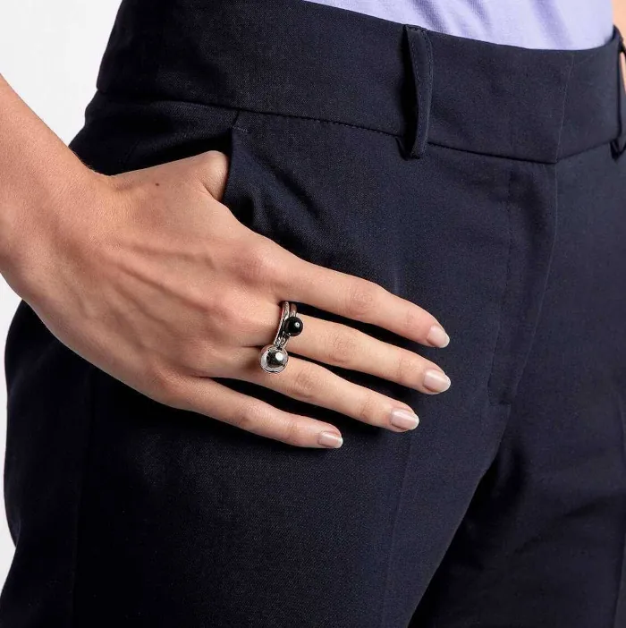 Prsten Calvin Klein s černou a stříbrnou kuličkou